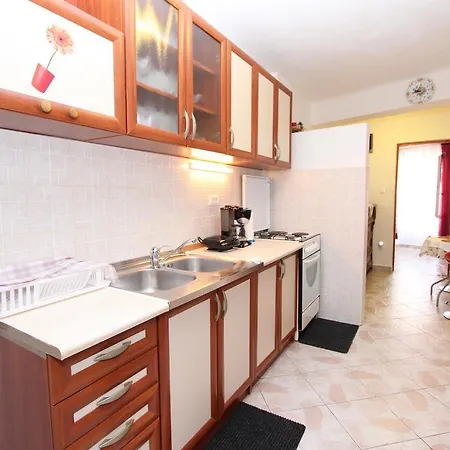Alba Apartment *