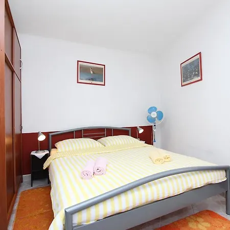 Alba Apartment *