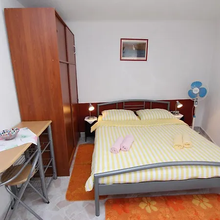 Apartment Alba *